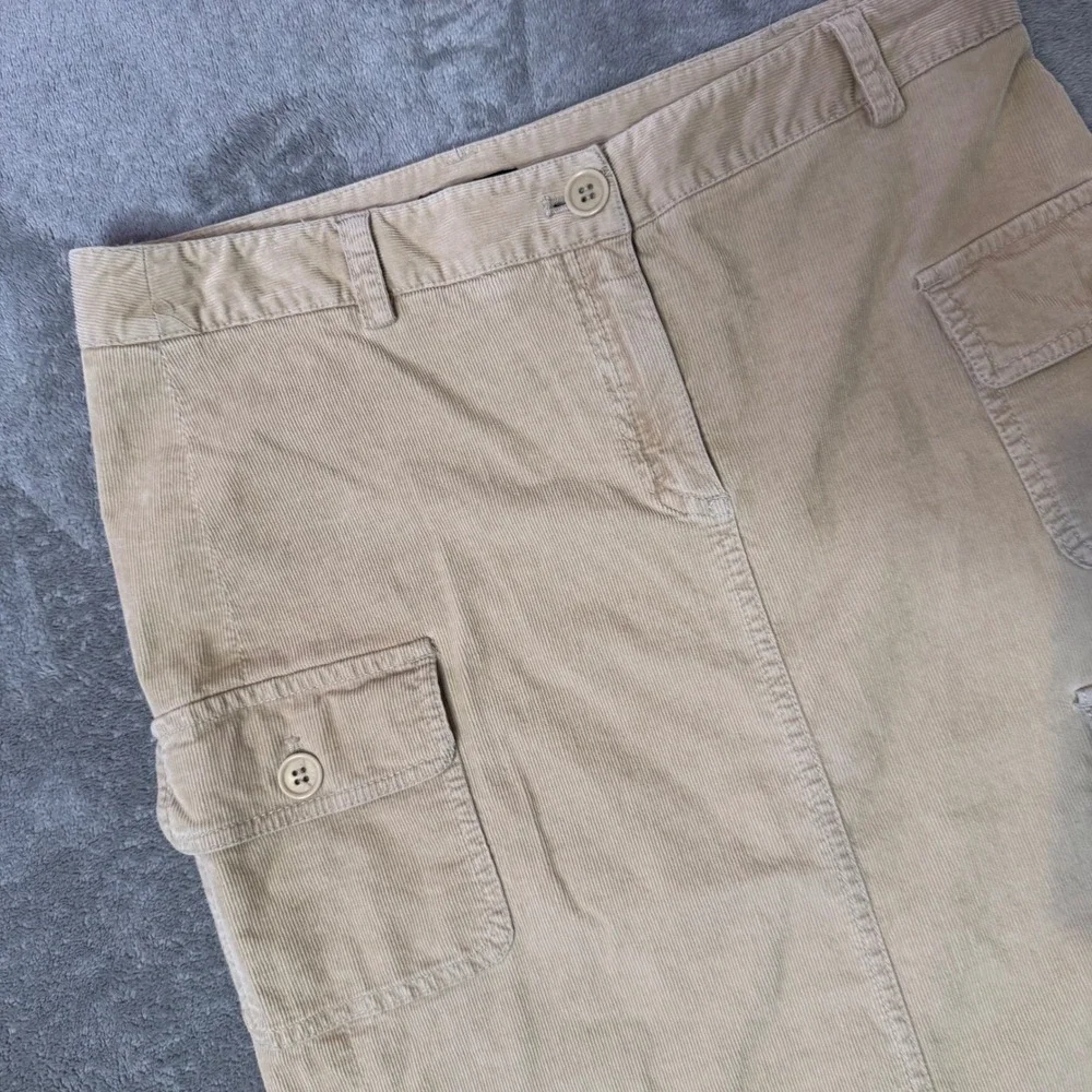 Theory Corduroy Cargo Utility Skirt Minimalist Size 4 Gorpcore Academia Preppy - Picture 8 of 11
